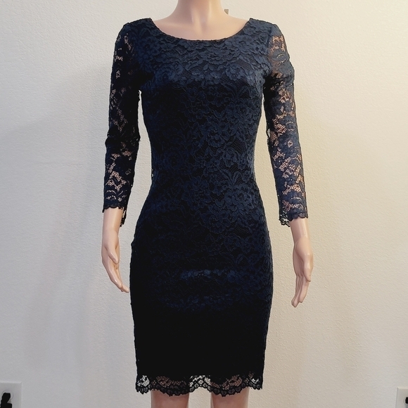 INTERNATIONAL Concepts INC Blue Lace Long Sleeve Mini Dress Women Size: 4 - Picture 1 of 13